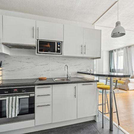 Chic And Comfortable Apart With Balcony Levallois-Perret Exterior foto