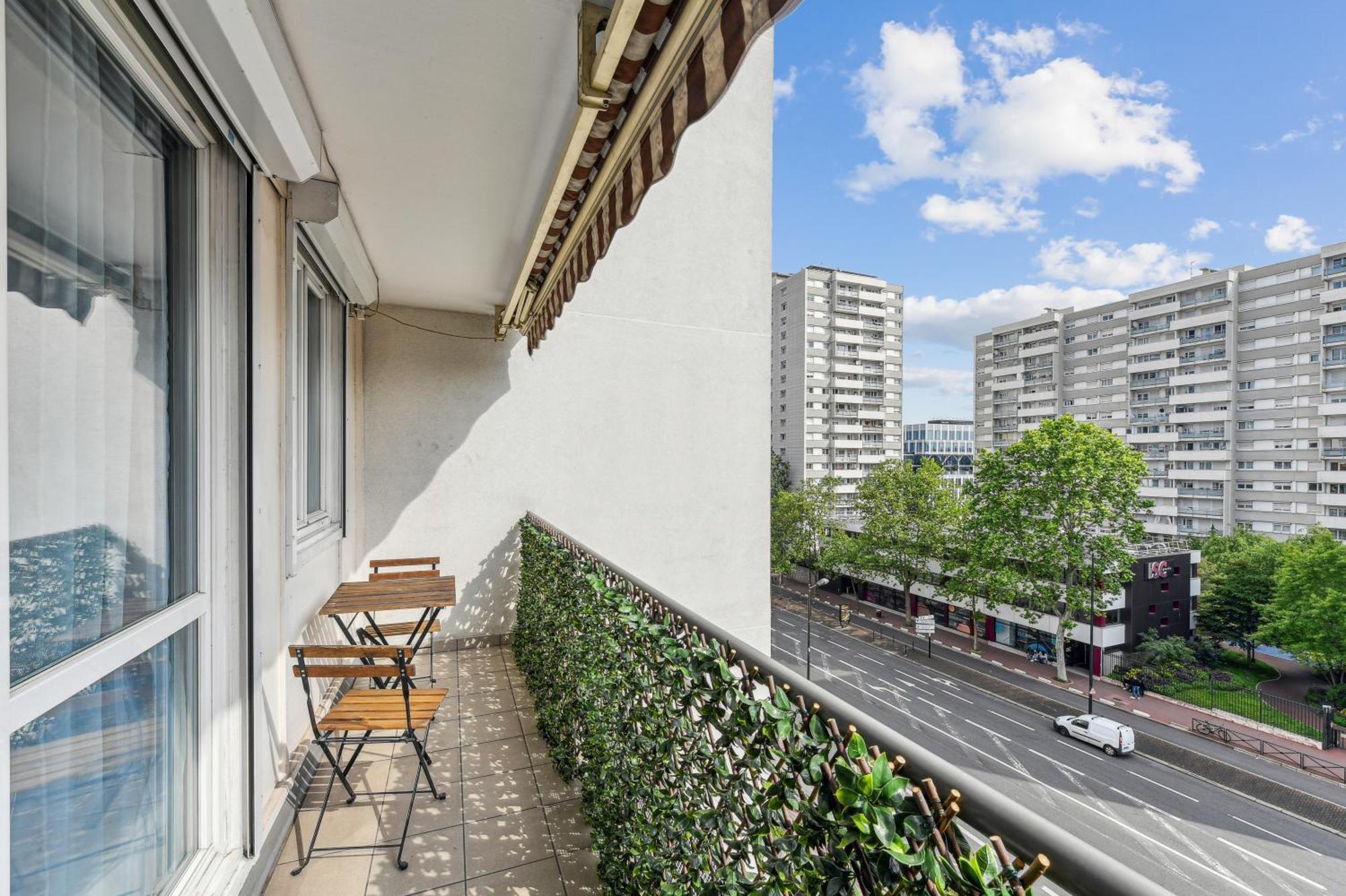 Chic And Comfortable Apart With Balcony Levallois-Perret Exterior foto